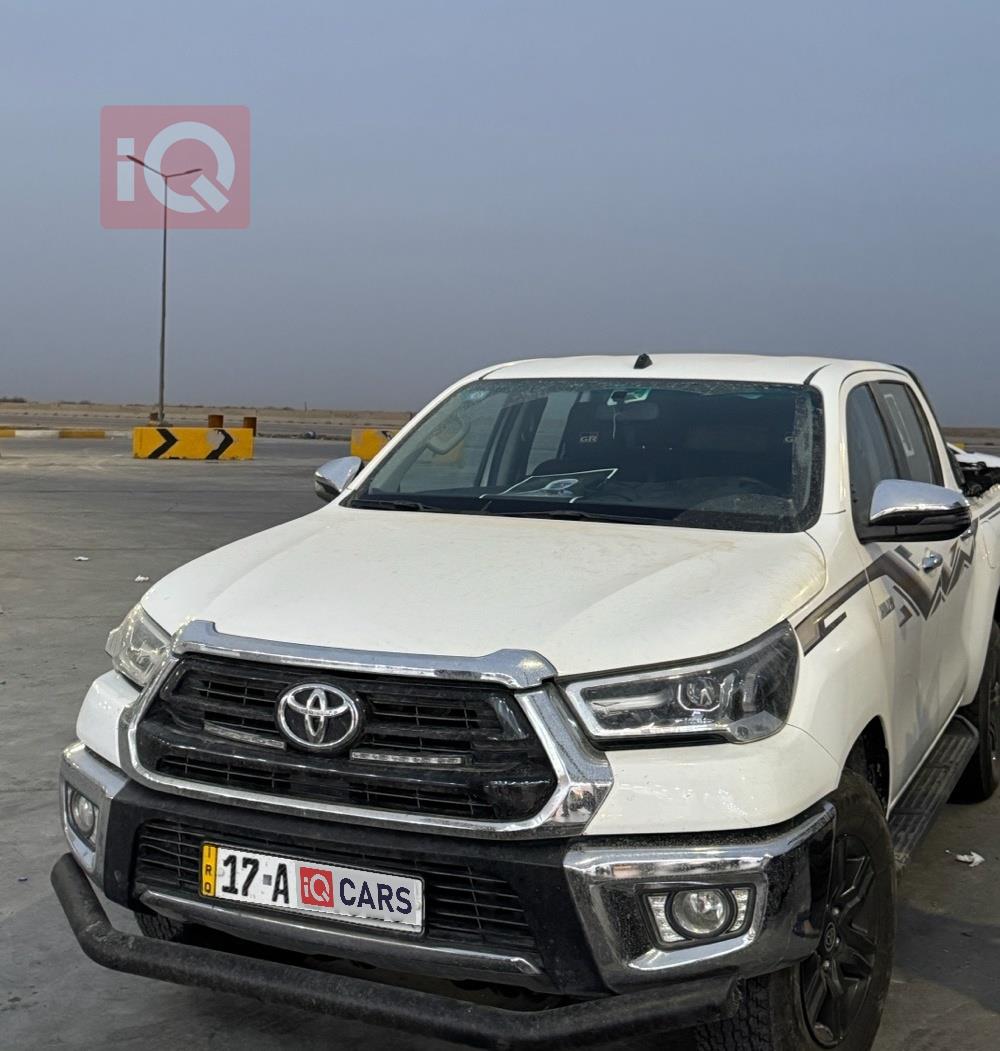 تۆیۆتا هایلۆکس